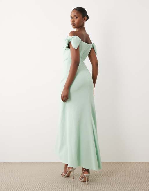 Forever New - Vestito lungo arricciato verde menta con maniche a fiocco strutturate e spalle scoperte , 4 di 4