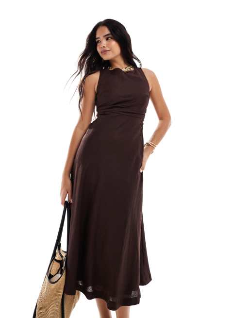 Forever New - Vestito marrone in lino con incrocio sul retro e gonna al polpaccio