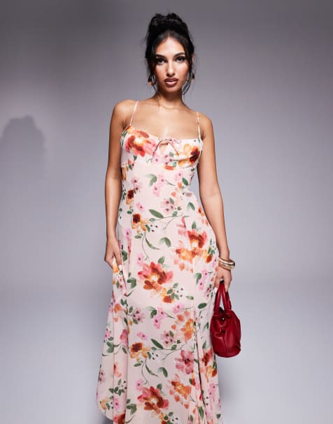 Forever New – Wadenlanges Kleid mit Riemchenträgern und Blumenmuster in Rosa - view 1