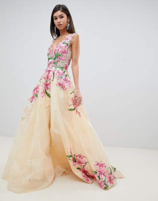 unusual maxi dresses for weddings