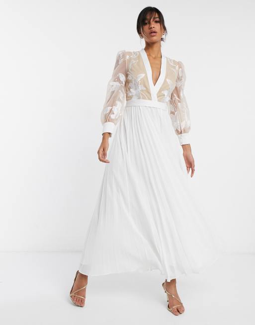 White forever 2025 unique dress