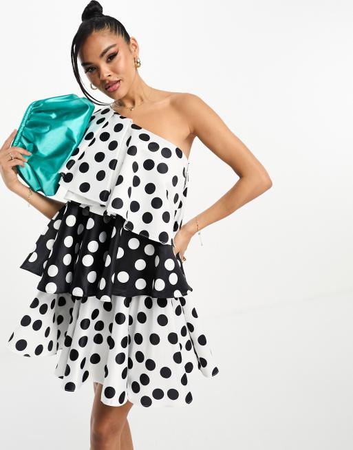 Forever Unique - Mini jurk met contrast, blote schouder en stippenprint
