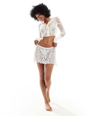 Premium capri crochet mini beach skirt in white