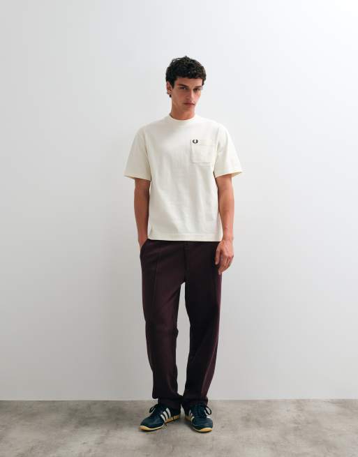 Fred Perry avslappnad t-shirt i naturvit, 3 av 5