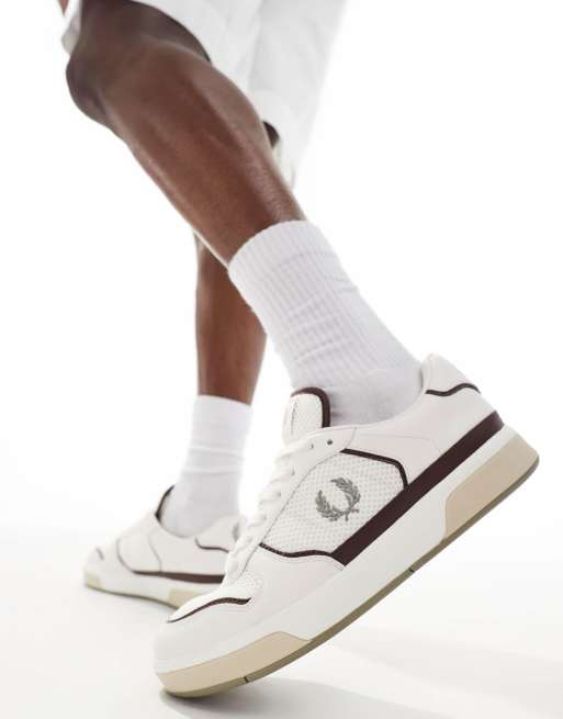 Fred Perry – B300 – Vita sneakers i mesh och läder
