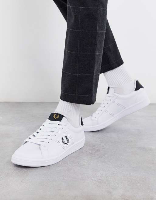 Fred Perry B4321 leather sneakers in white, 3 of 4