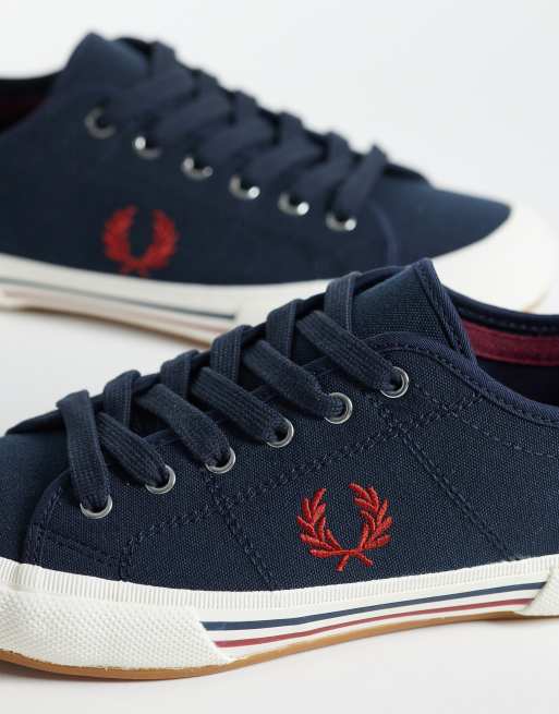 Fred Perry – B708 Tennis – Canvas-Sneaker in Marineblau mit Vintage-Logo, 2 von 5