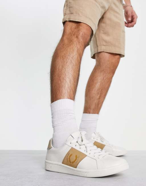 Fred Perry – B721 – Sneaker aus Pikee-Leder in Cremeweiß