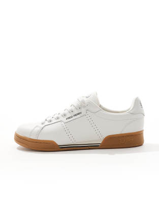 Fred Perry B722 leather trainer plimsolls in white | ASOS