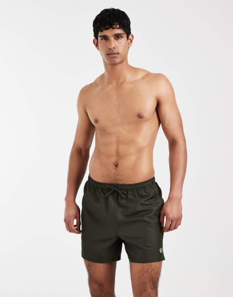 Fred Perry – Badeshorts in Khaki mit Kordelzug und Logo - view 1