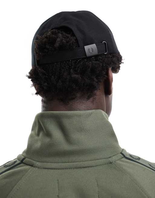 Fred Perry baseball cap in black with logo embroidery, 3 of 4
