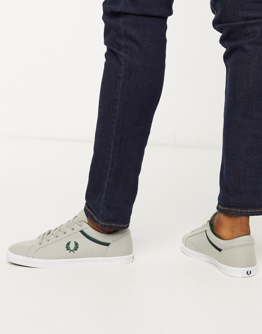 Fred Perry - Baseline - Canvas sneakers in grijs