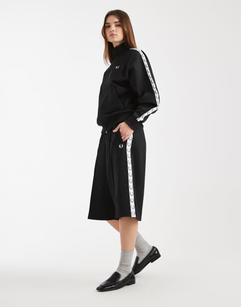 Fred Perry - Bermuda de survêtement d'ensemble avec bande à logo - Noir - view 1