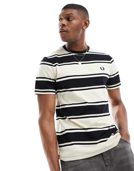 Fred Perry – Beżowy T-shirt w duże paski