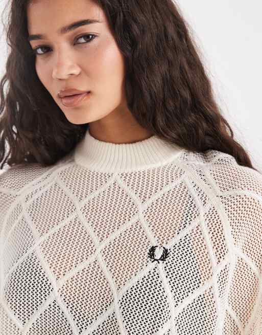 Fred Perry – Biały sweter z siateczkowej dzianiny w romby, 2 z 4