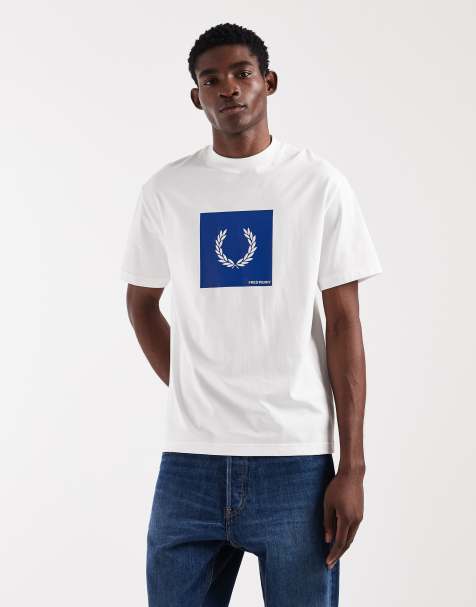 Fred Perry – Biały T-shirt z graficznym logo w ramce - view 1