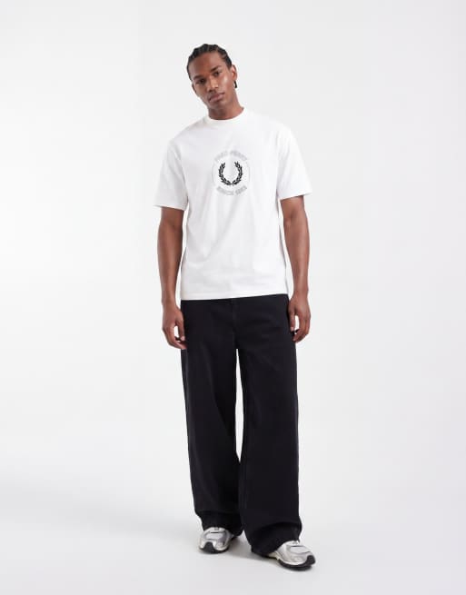 Fred Perry – Biały T-shirt z logo Laurel Wreath, 4 z 5