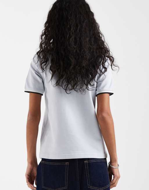 Fred Perry – Blekblå pikétröja med två svarta och vita kantränder, 3 av 4