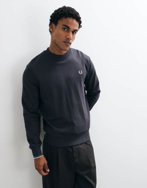 Fred Perry bluza z logo z okrągłym dekoltem w kolorze grafitowym, 3 z 5