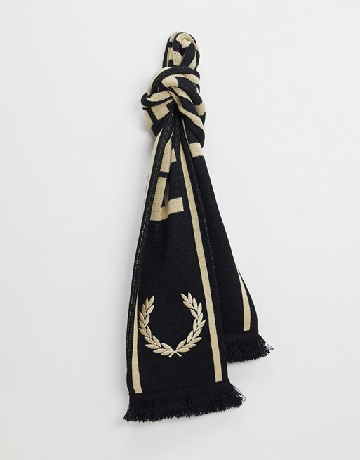 Fred Perry branded scarf in black