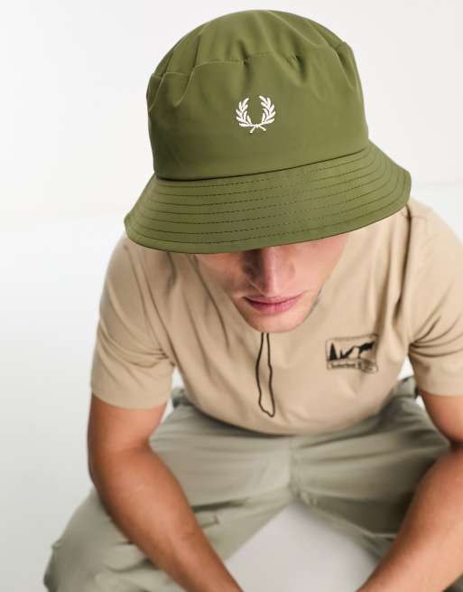 Fred Perry - Bucket hat met koordje kaki ASOS