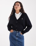 [Fred Perry] Fred Perry cable knit cardigan in navy 34 NAVY