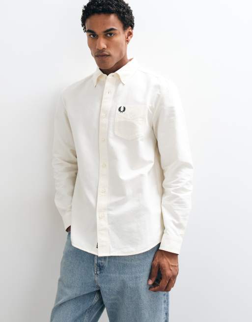 Fred Perry camicia Oxford relaxed con logo, a maniche lunghe, color ecrù, 1 di 5