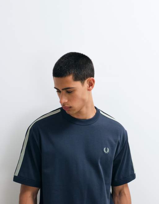 Fred Perry - camiseta de malla con cinta bicolor en azul oscuro