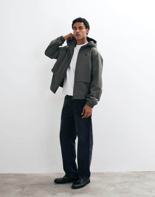 Fred Perry chaqueta con cremallera, corte cuadrado, con capucha y logo en caqui, 4 de 5