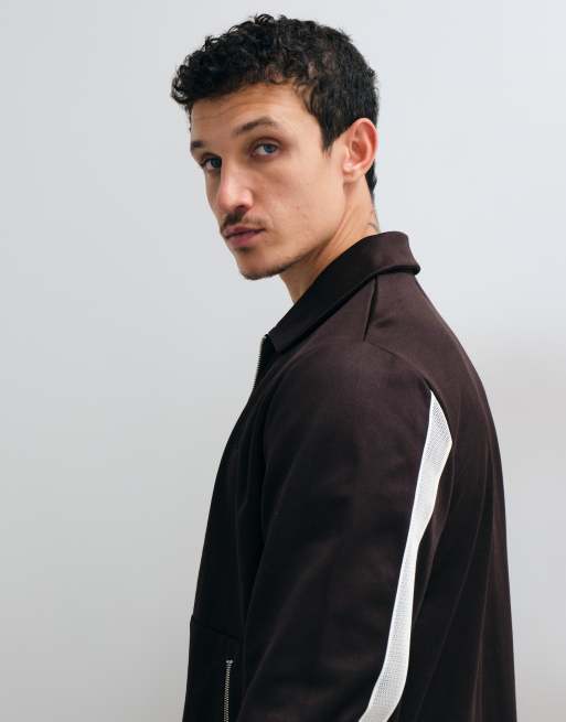 Fred Perry - chaqueta de chándal coordinada con cinta de red de tenis en marrón oscuro, 5 de 5
