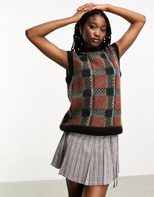 Fred Perry check knitted vest in maroon