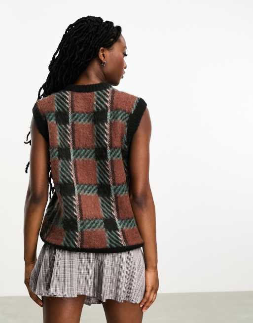 Fred Perry check knitted vest in maroon