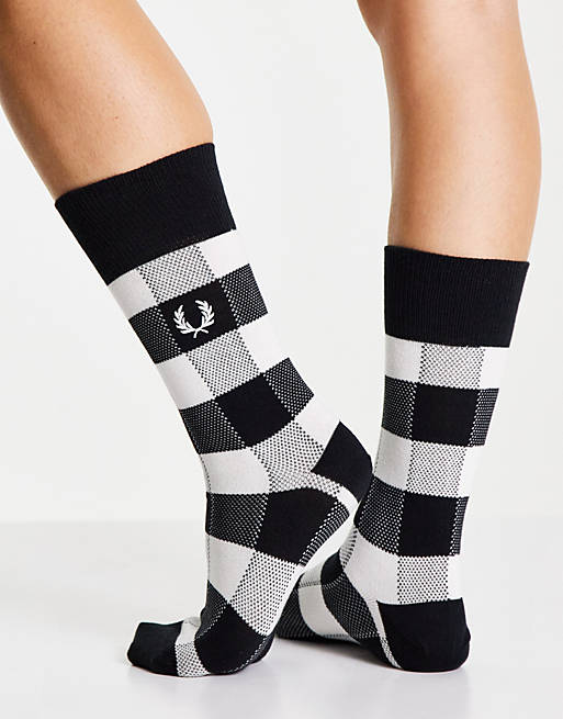 Fred Perry check socks in black and white check