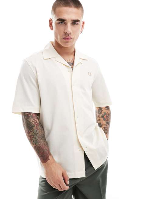 Fred Perry - Chemise en tulle tissée avec col à revers - Blanc cassé