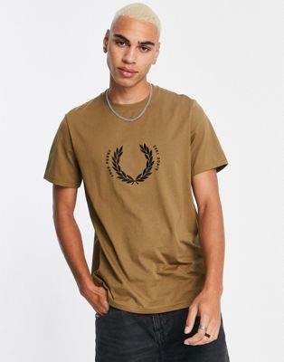 Fred Perry circle branding t-shirt in khaki