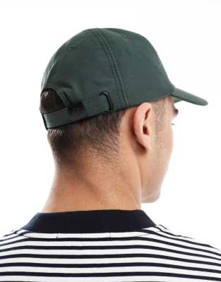 Fred Perry Classic Oxford Baseball Cap In Green