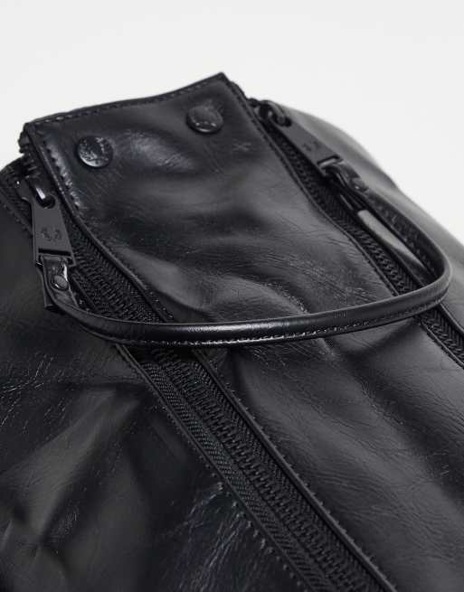 Fred Perry classic tonal PU barrel bag in Black, 4 of 4