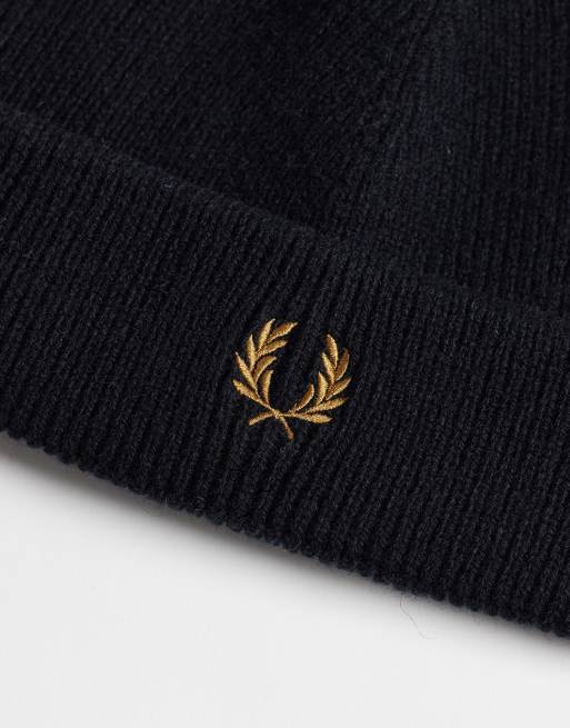 Fred Perry Classic wool beanie in black, 2 of 3