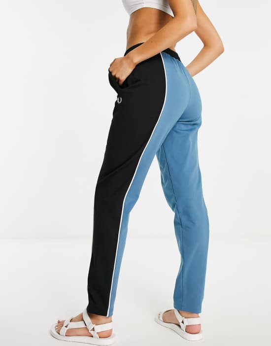 https://images.asos-media.com/products/fred-perry-color-block-sweat-pants-in-multi/201655860-2?$n_550w$&wid=550&fit=constrain