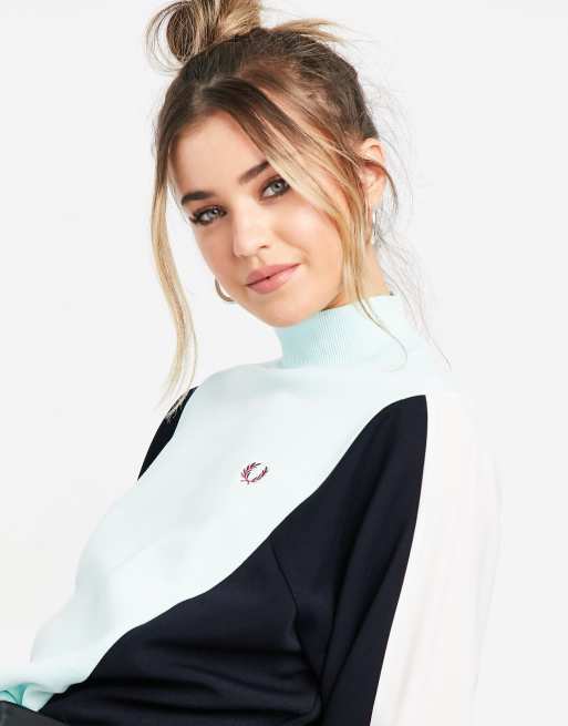 Fred Perry color block sweatshirt in brighton blue