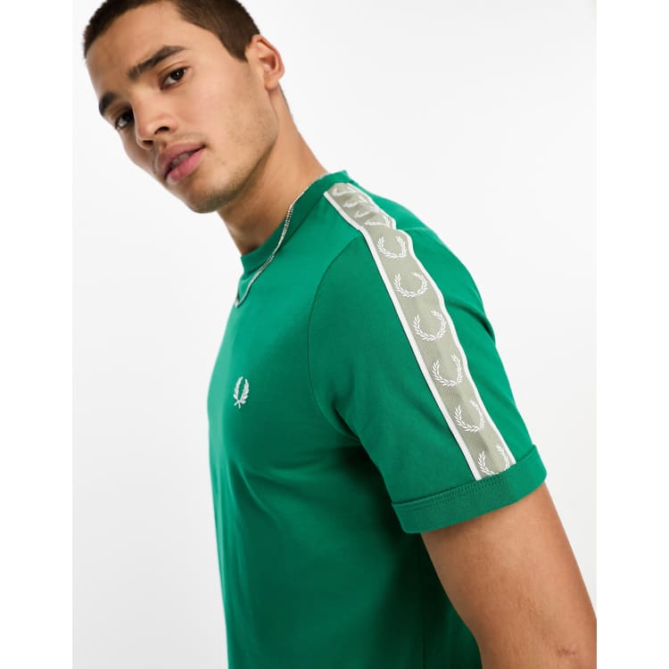 VolcanmtShops - shirt service in fred perry green / seagrass