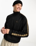 [Fred Perry] Fred Perry contrast tape track jacket in black S Black