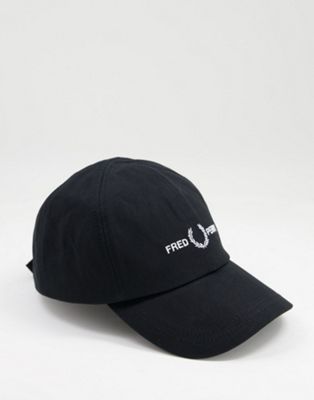 Fred Perry cotton twill logo cap in black