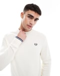 [Fred Perry] Fred Perry crew neck sweatshirt in off white XL White