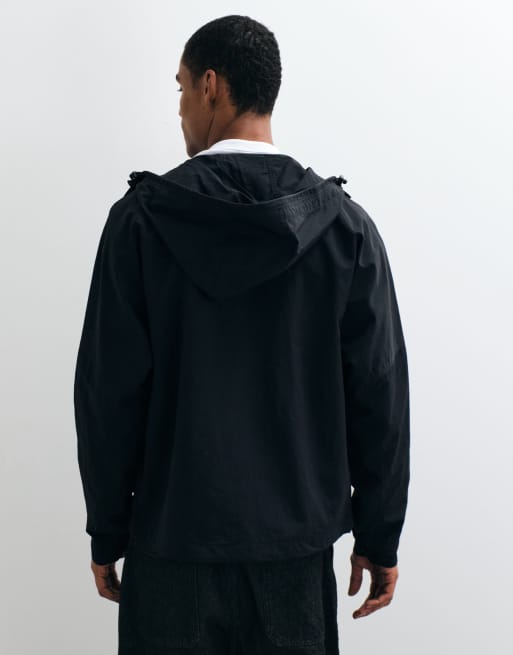 Fred Perry cropped ripstopparka in zwart, 3 van 5