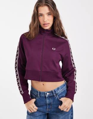 美品　FRED PERRY Cropped Taped Track Jacket Fred Perry cropped taped track jacket in plum | ASOS