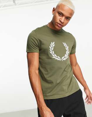 Fred Perry cross stitch wreath T-shirt in khaki