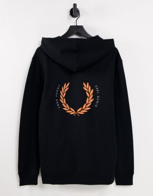 Fred Perry – Czarna bluza z kapturem i wieńcem laurowym z tyłu