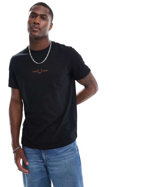 Fred Perry – Czarny T-shirt z haftowanym wzorem