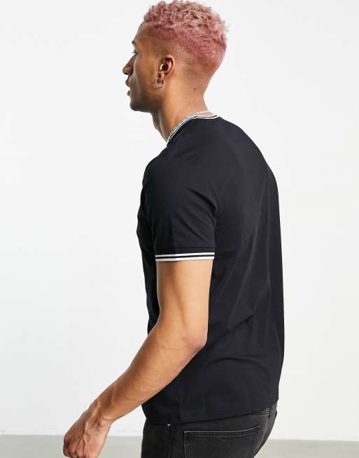 Fred Perry – Czarny T-shirt z podwójną ozdobną lamówką, 2 z 4